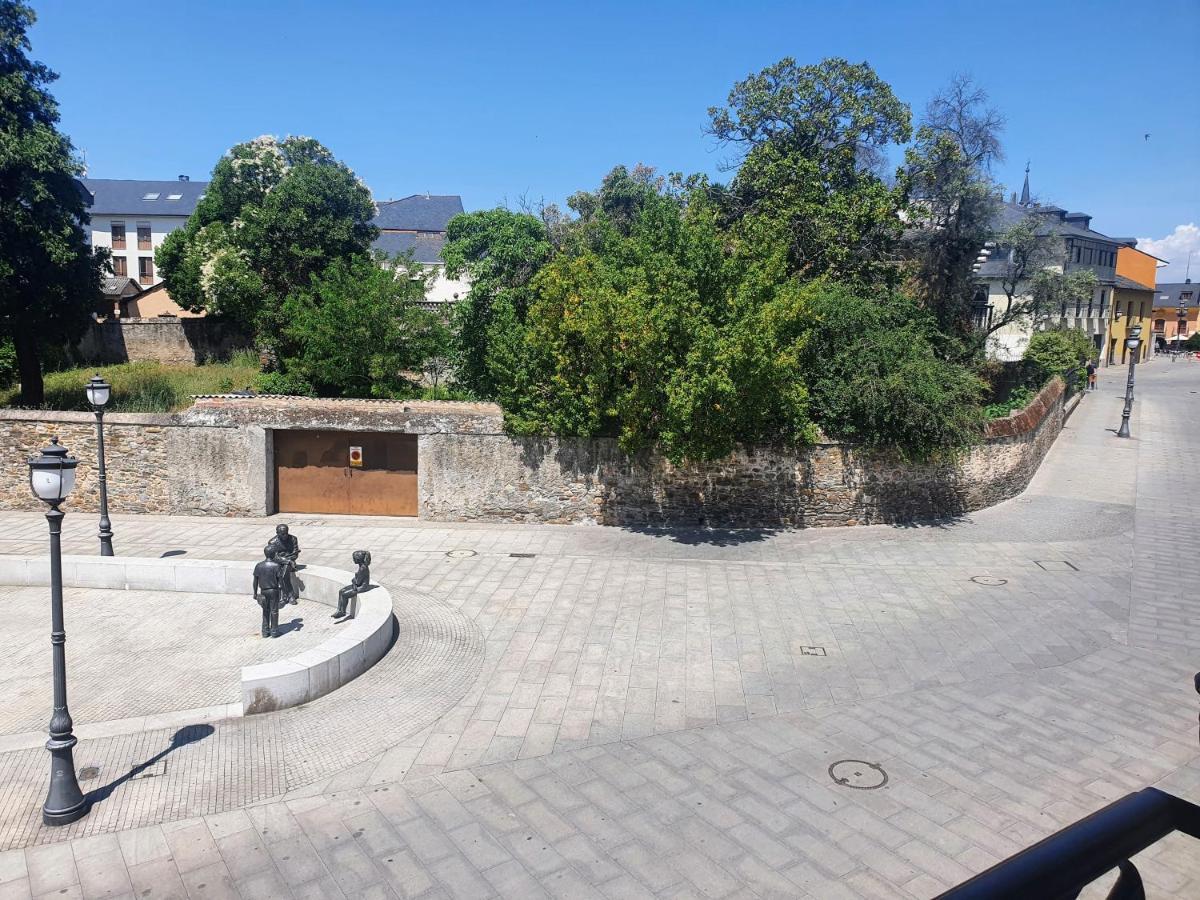 Apartamento En El Casco Antiguo De Ponferrada Extérieur photo